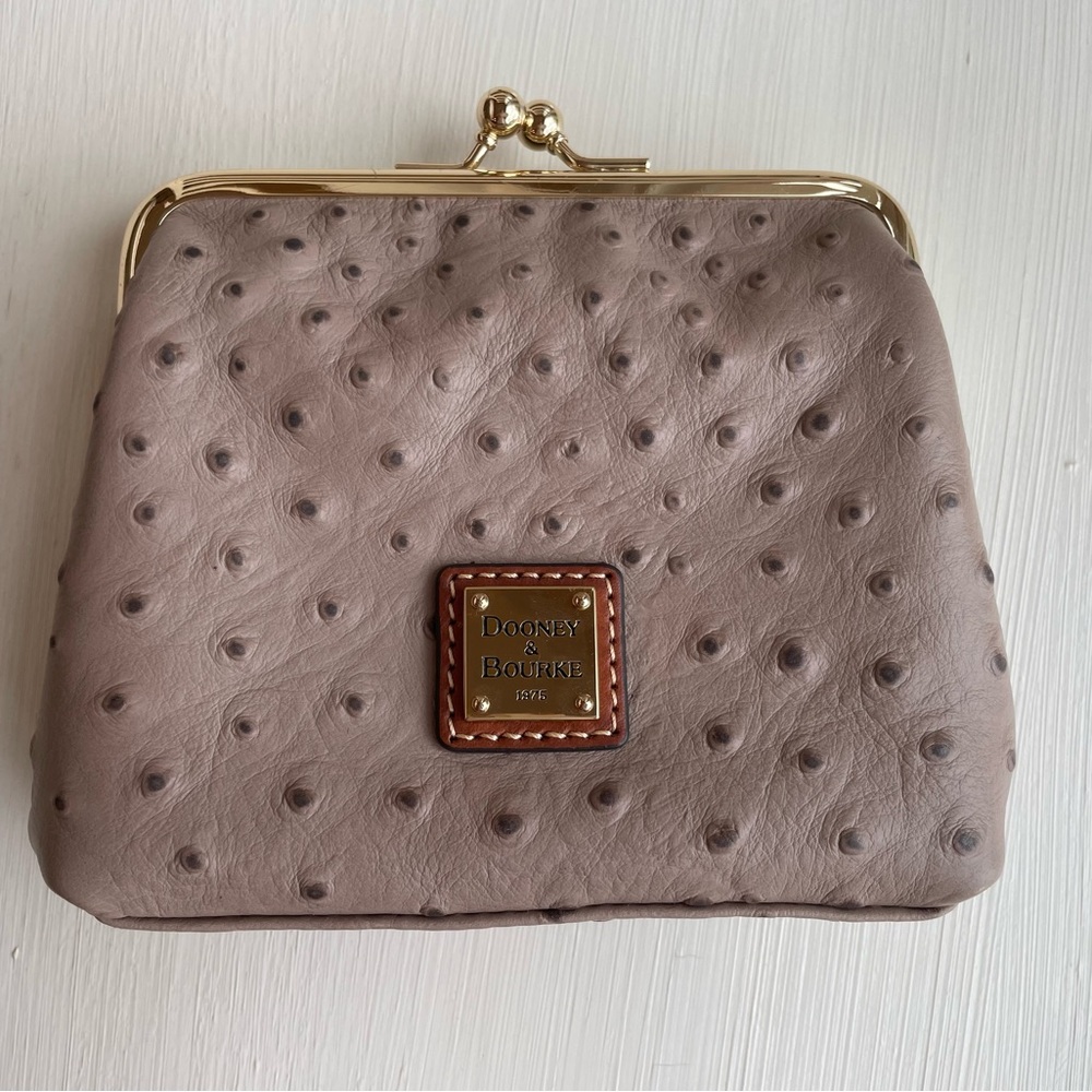Dooney & Bourke Coin/Credit Card Purse